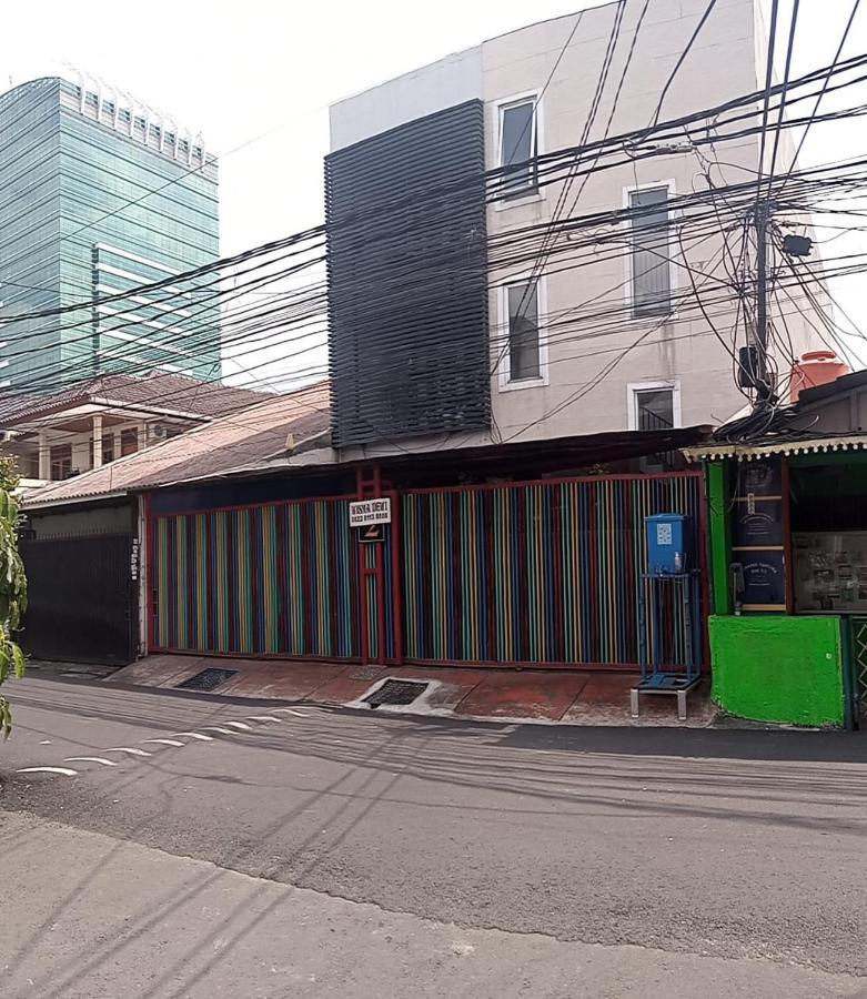 Spot On 90538 Wisma Dewi Syariah Yakarta Exterior foto